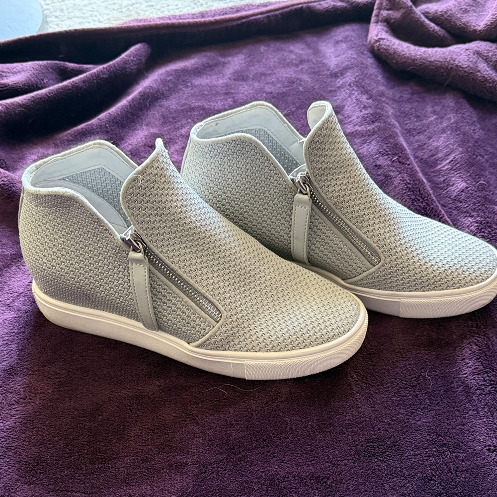Steve Madden Light Gray Wedge Sneakers